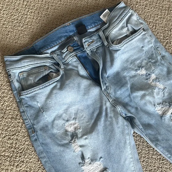 Men’s Ripped Skinny Jean - Picture 2 of 7